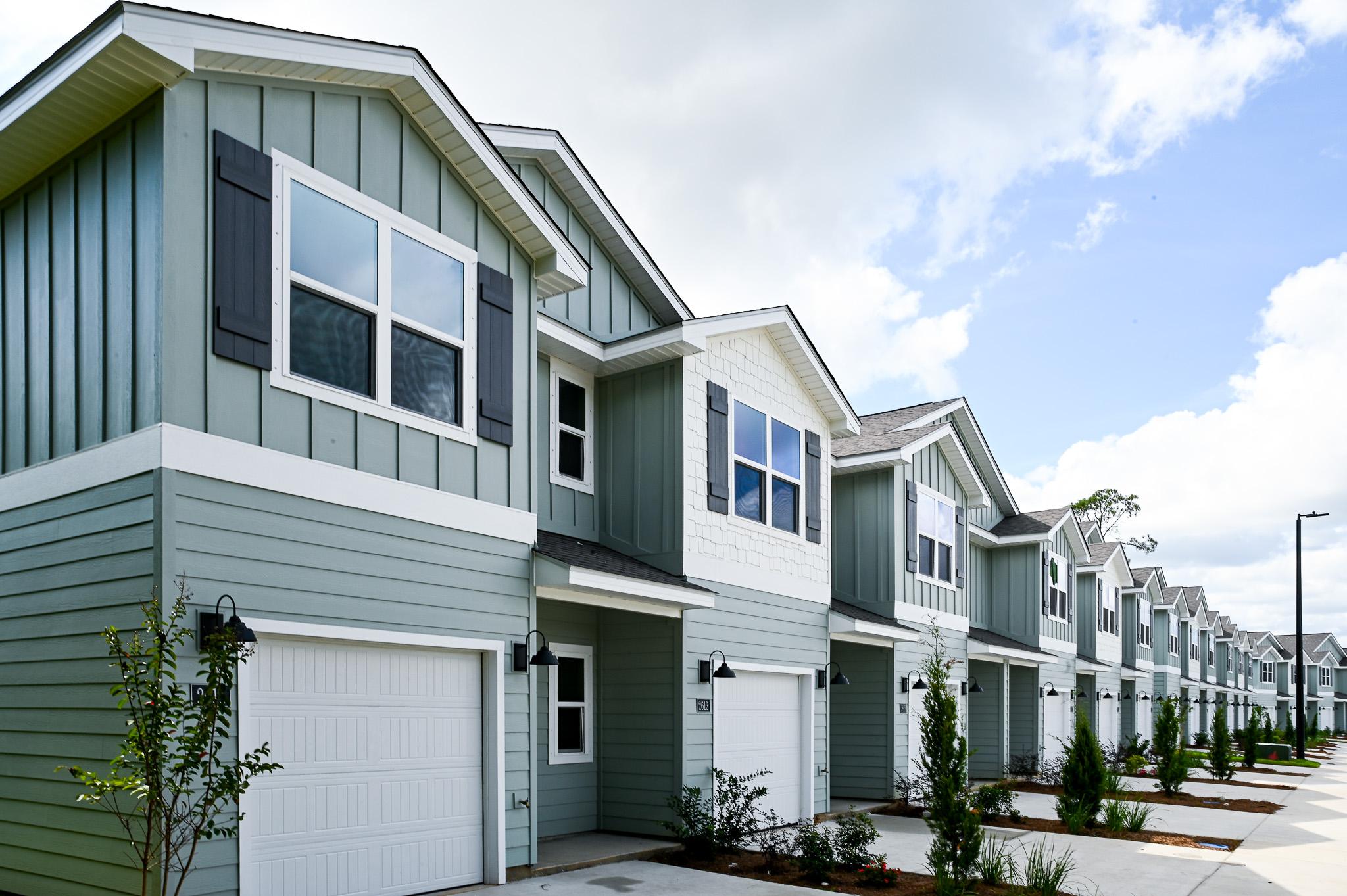 Cedar Grove Townhomes Neighborhood